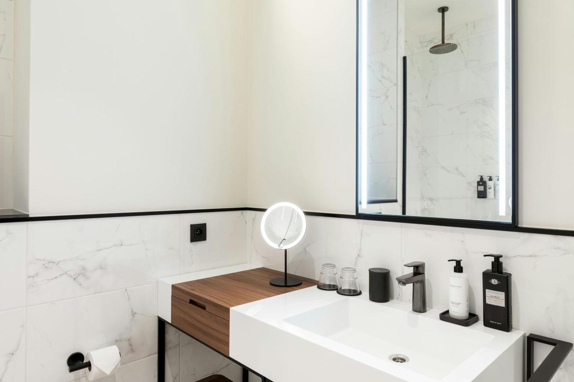 Hotel Sapphire House Antwerp, Autograph Collection By Marriott Exterior foto Bathroom