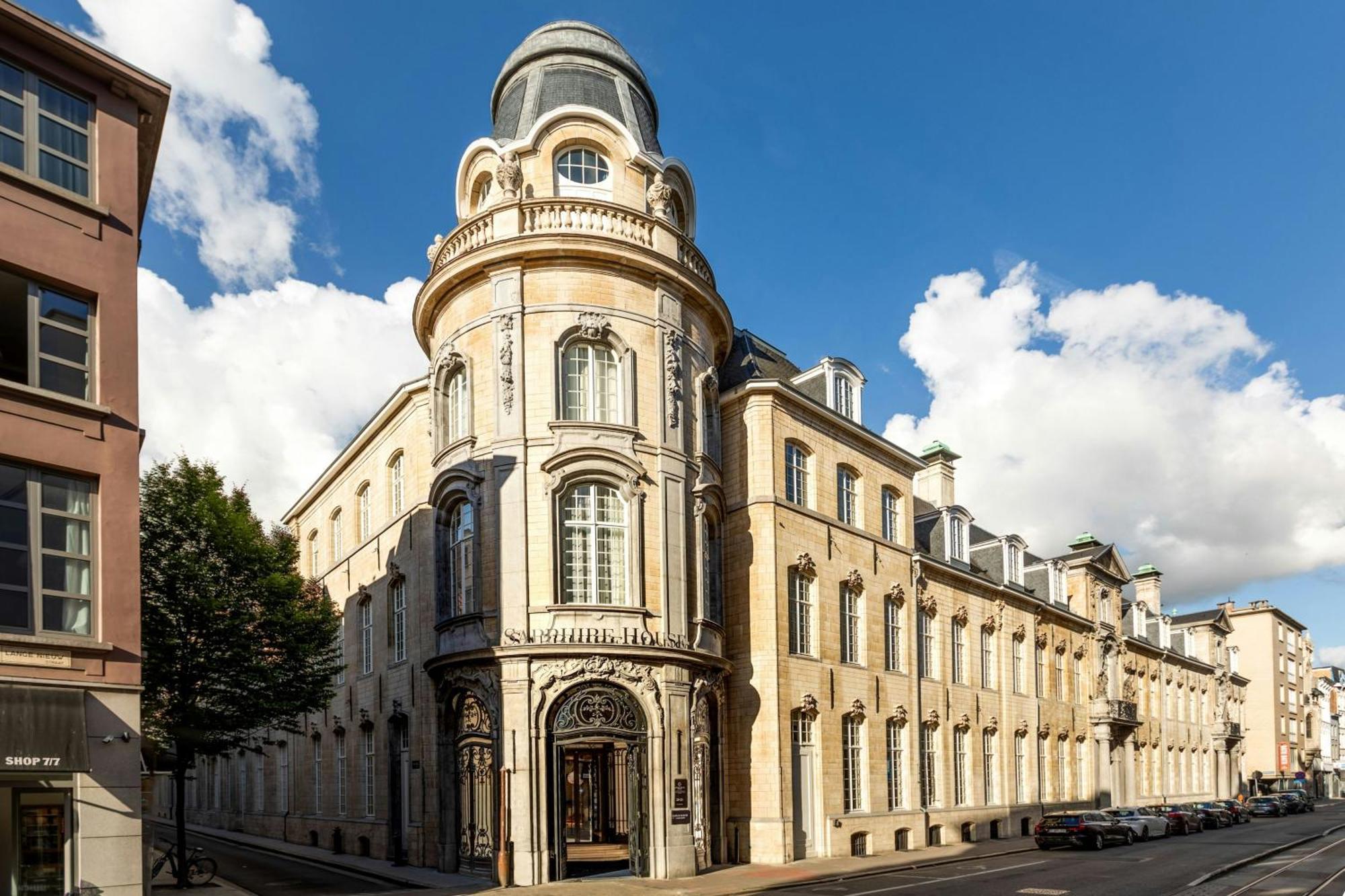 Hotel Sapphire House Antwerp, Autograph Collection By Marriott Exterior foto The former headquarters of the Institut de France, at 103 rue de Rivoli, Paris 1st arrondissement